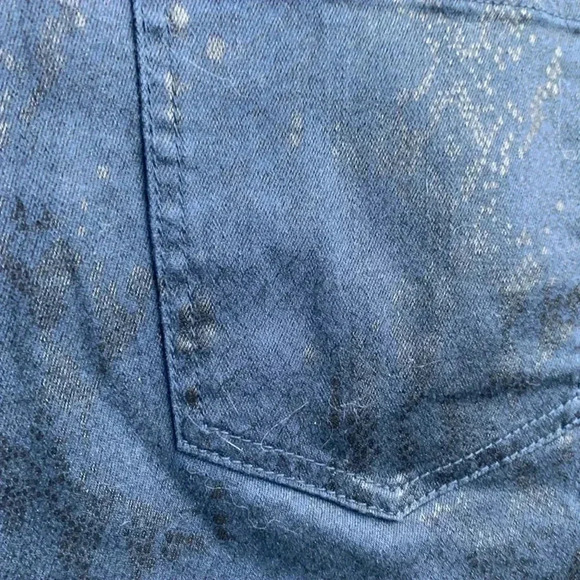 Chicos stretch and denim snakeskin pants Chico size 2.5 equivalent to size 14 - Picture 5 of 8